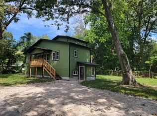 201 S Eaton Ave, Beverly Shores, IN 46301
