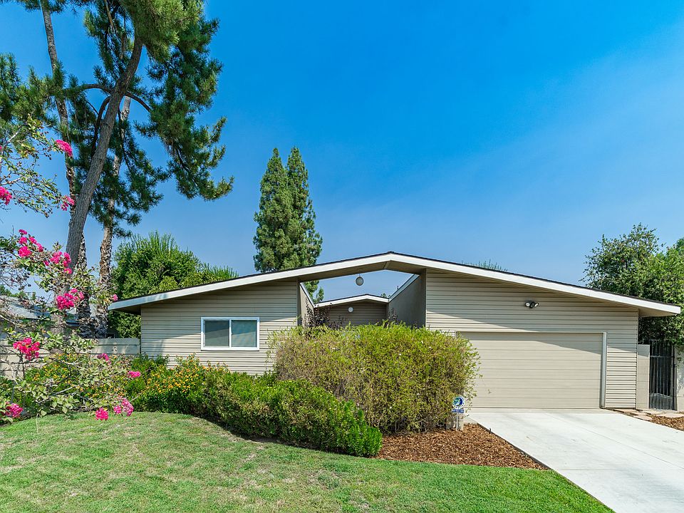 1st image of 512 W Escalon Ave