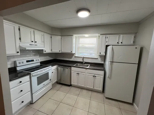 330 Blake St APT B4, New Haven, CT 06515