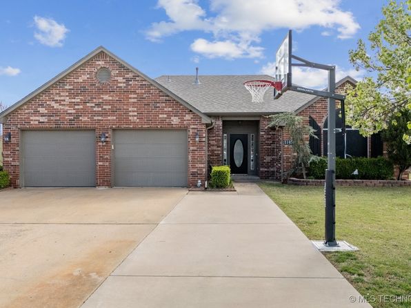 11855 Willow Cir, Collinsville, OK 74021
