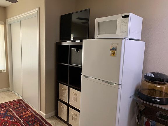 3rd image of 4526 Coronado Dr
