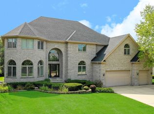 3280 Oak Knoll Rd, Carpentersville, IL 60110