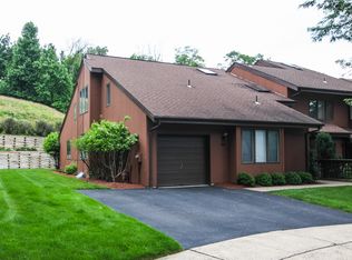 96 Sullivan Dr, West Orange, NJ 07052