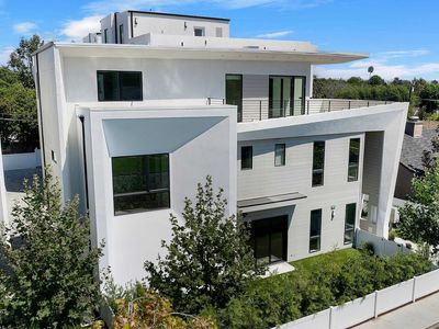 3228 S Barrington Ave, Los Angeles, CA, 90066