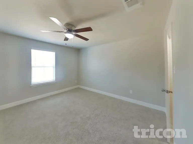4007 Anton Dr — Photo 7