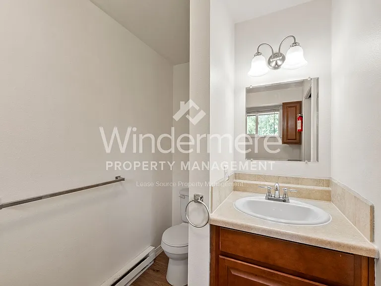 1017 S Robie Rd — Photo 7