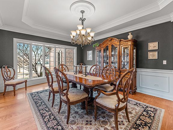 5th image of 39W622 Henry David Thoreau Pl