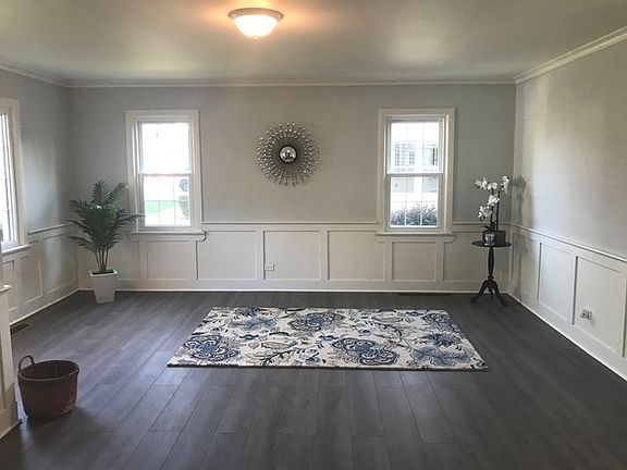 3rd image of 9132 S Menard Ave
