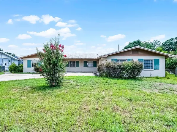 900 Howard Ter NW, Winter Haven, FL 33881