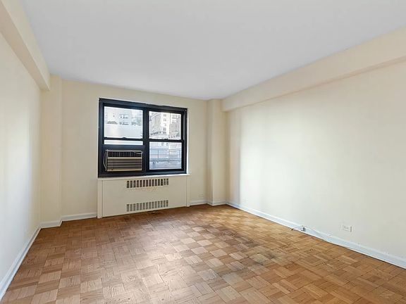 5th image of 135 E 54th St APT 9G