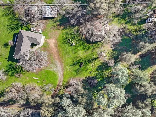 1800 Silverado Dr, Placerville, CA 95667