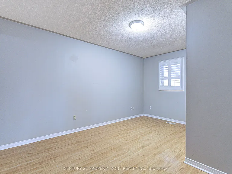 4 Compton Ct — Photo 27