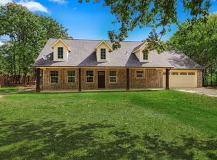 901 Sherry Ln S, Krugerville, TX 76227