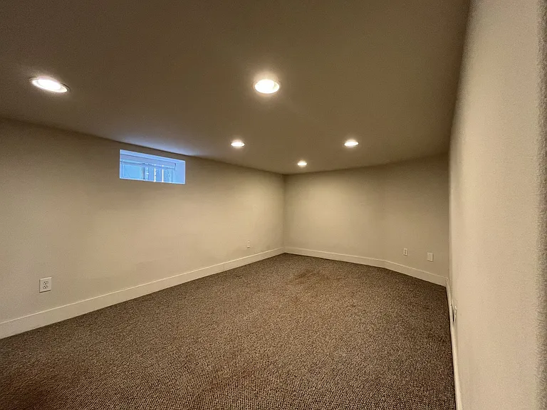 3355 NE 73rd Ave — Photo 22