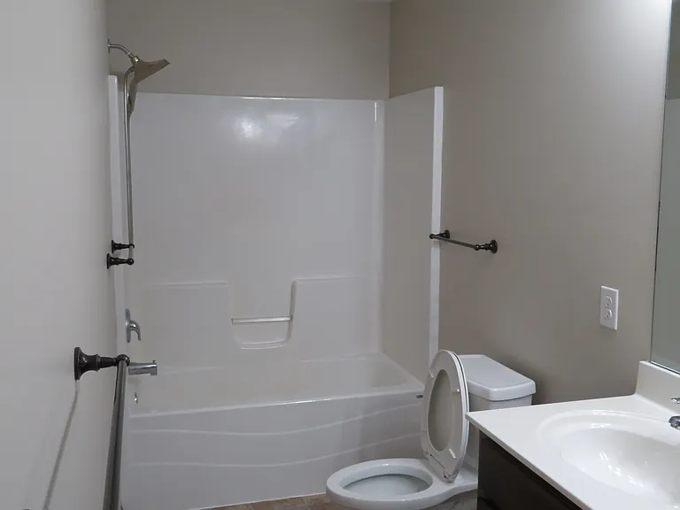 620 Tomahawk Ct — Photo 10