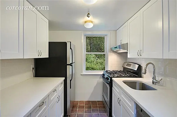 Rented by Corcoran | media 11