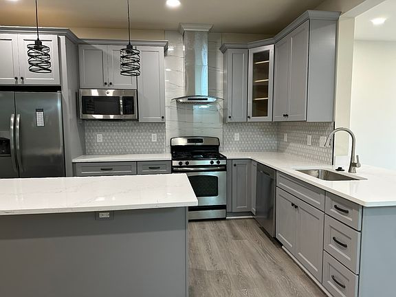4th image of 13661 Saint Johns Wood Pl