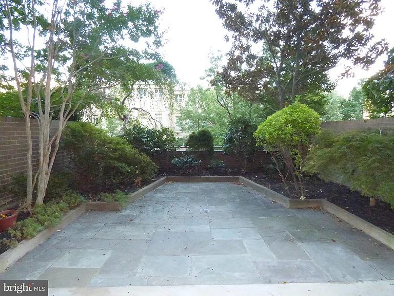 1401 N Oak St #G4 — Photo 5