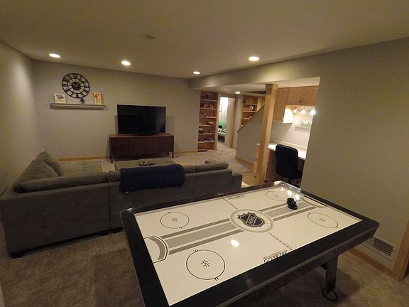 3rd image of 361 W Highland Dr