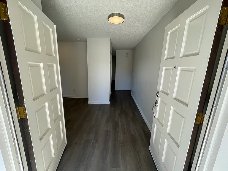 33 Briarwood Ct — Photo 3