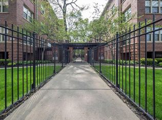 4301 N Sheridan Rd APT 102, Chicago, IL 60613