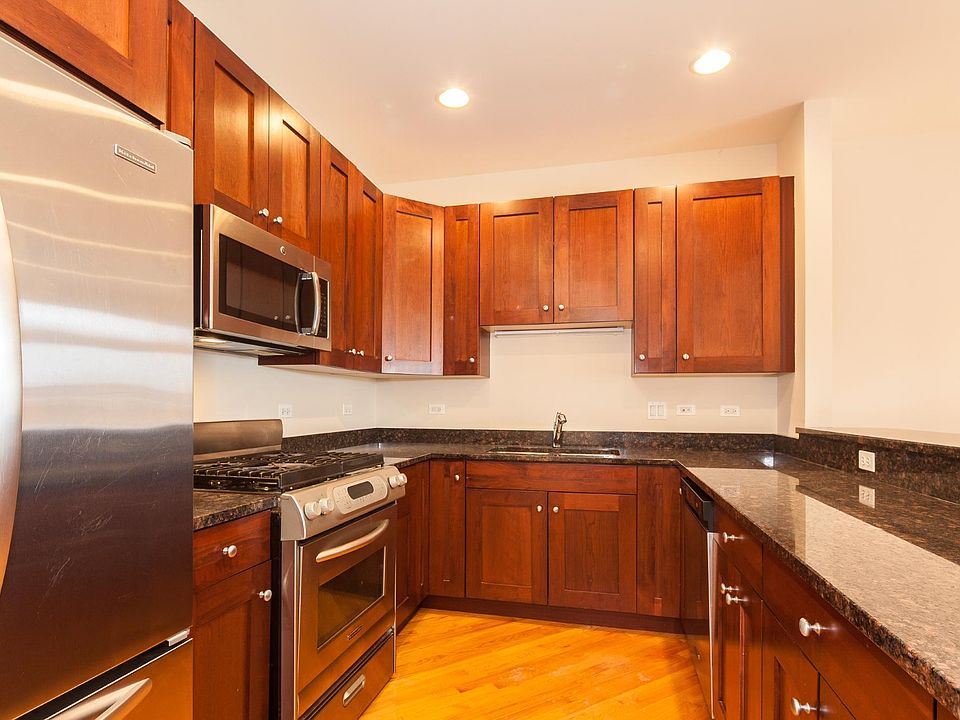 1st image of 3829 N Southport Ave #4F