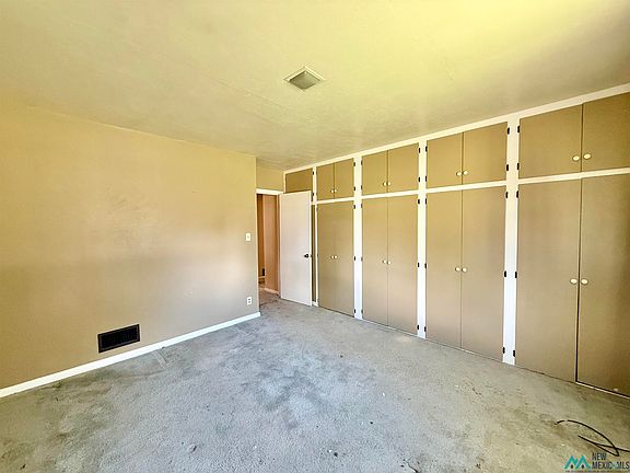 2nd image of 300 Prospect Ave