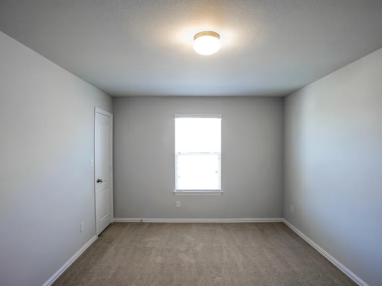 8049 Arezzo Dr — Photo 24