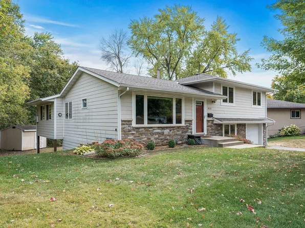 9125 Vincent Ave S, Bloomington, MN 55431