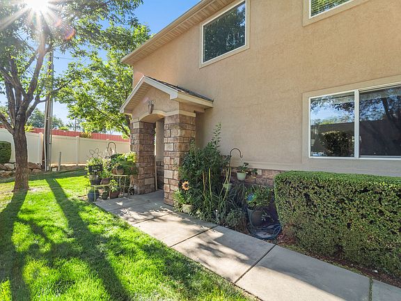 3rd image of 3478 S Ashby View Cv