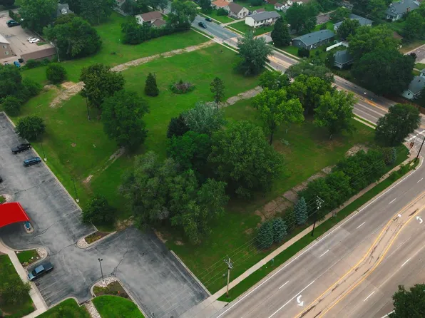 1845 W 5th St, Winona, MN 55987