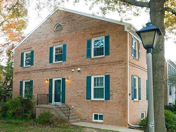End Unit Townhouse