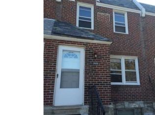 7033 Large St, Philadelphia, PA 19149