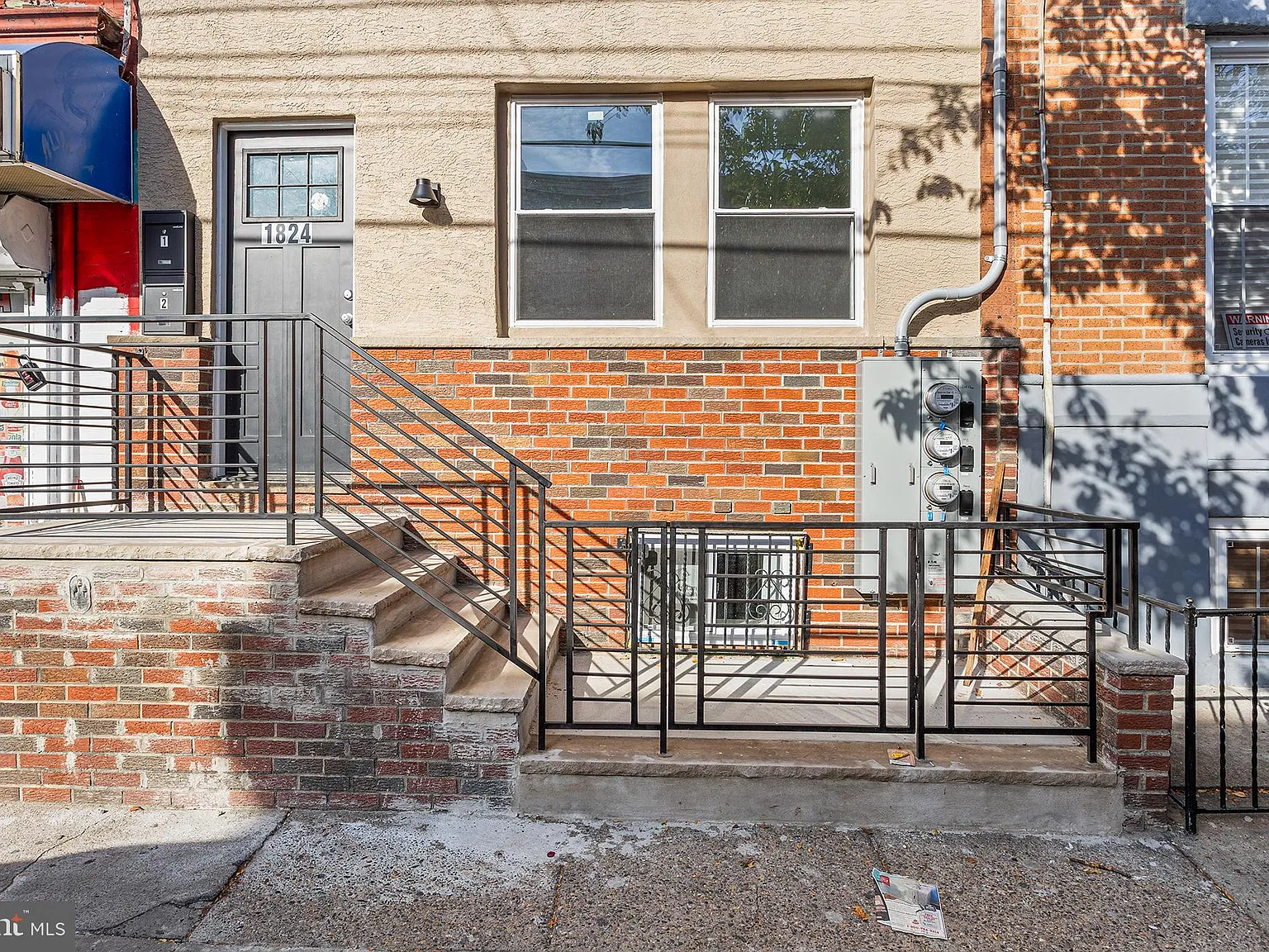 1824 S 21st St — Photo 2