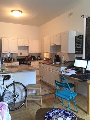 Rented by Yael Dunsky Real Estate | media 21