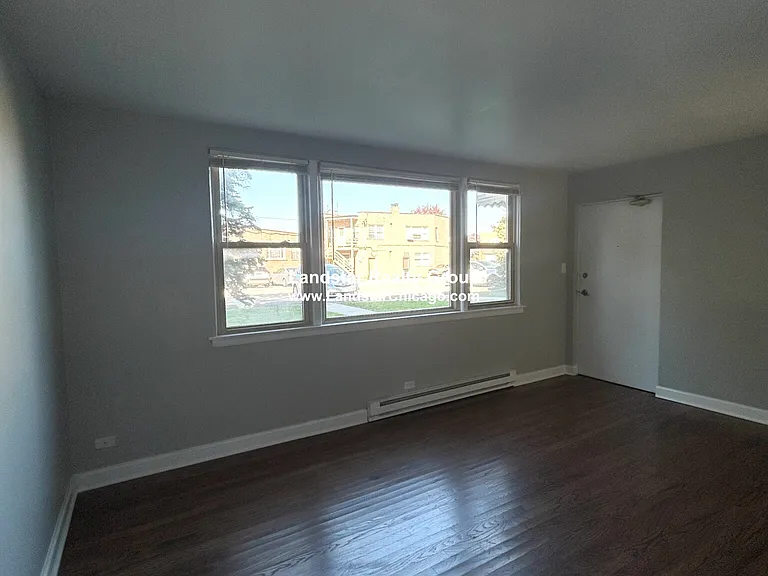 7628 N Milwaukee Ave #1B — Photo 3