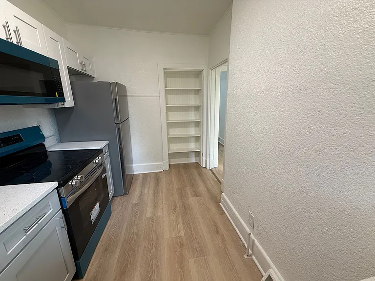 74 Pasadena Street — Photo 14