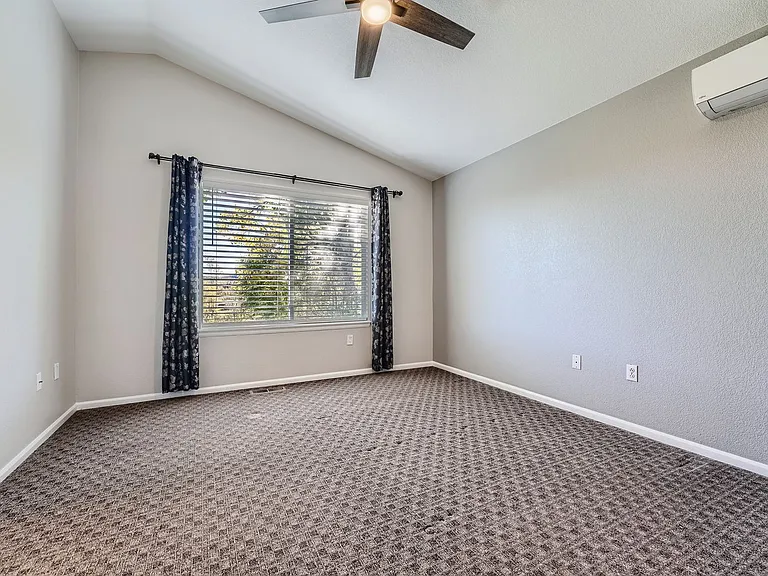 4466 Hunterwood Dr — Photo 9