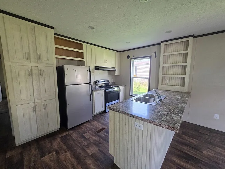 Swan Lake - Rent to Own — Photo 81