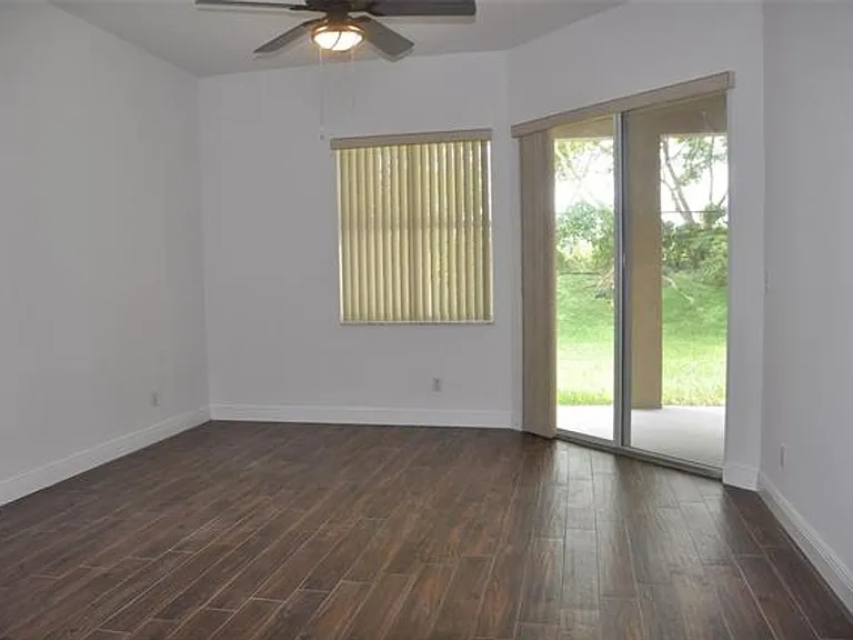 19496 S Whitewater Ave — Photo 10
