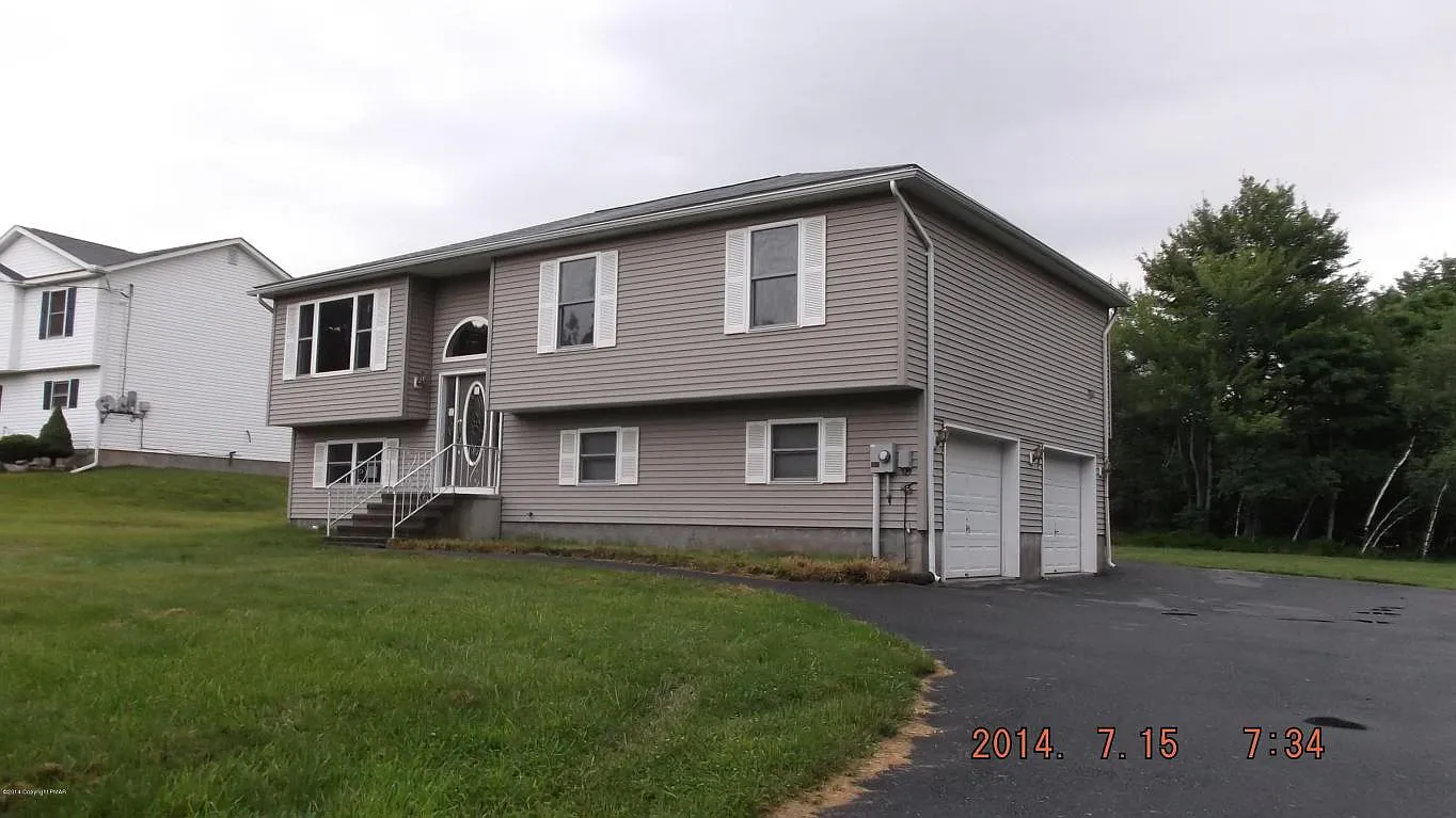 1560 Clover Rd photo 1