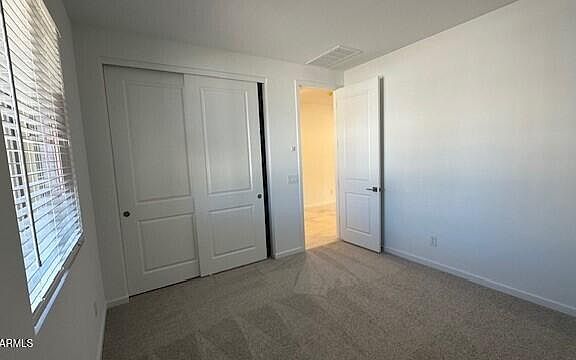 5th image of 25171 W LA SALLE Street