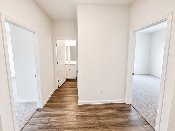 3rd image of 3008 Lacebark Ct