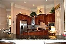 5th image of 1902 Sterling Green Ct