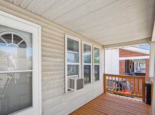 6625 Westpoint St, Taylor, MI 48180