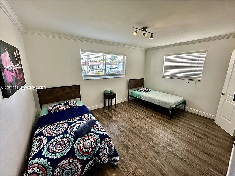 5424 Garfield St — Photo 57