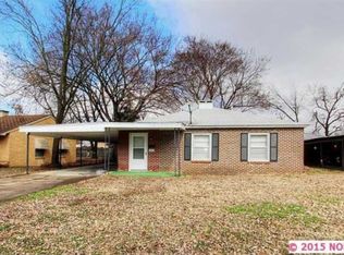 307 SE 5th St, Pryor, OK 74361