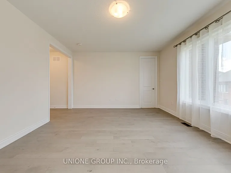 3440 Mosley Gate — Photo 31