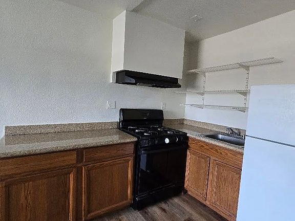5th image of 542 N Fulton St APT 204