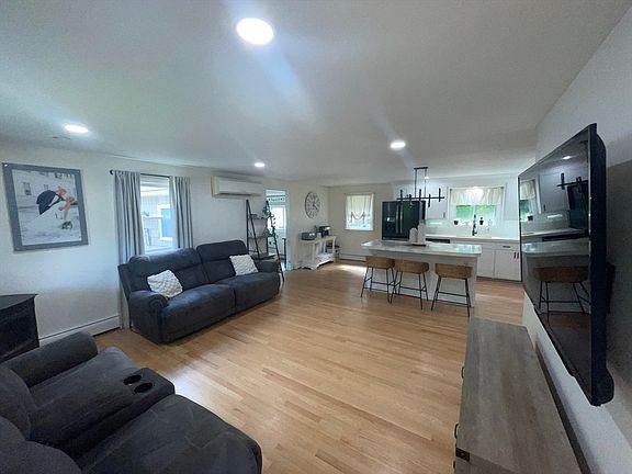 5th image of 181 Stafford Rd